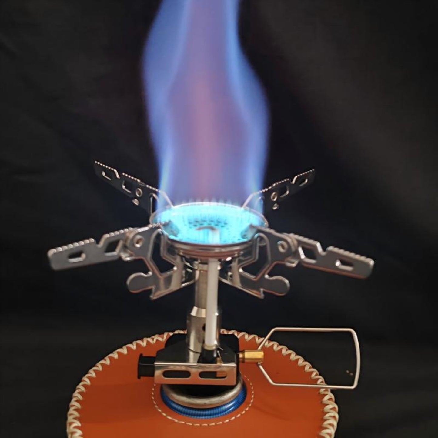 STARCAMP ultralight camping stove folded to compact 6.7 x 5 x 7.7cm travel size